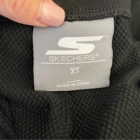 SKECHERS PERFORMANCE Womens Relaxed Fit Casual Black Sweat Shorts Size XS - Picture 3 of 4